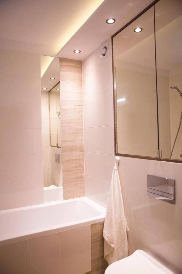 Apartament Karolewska 罗兹 外观 照片